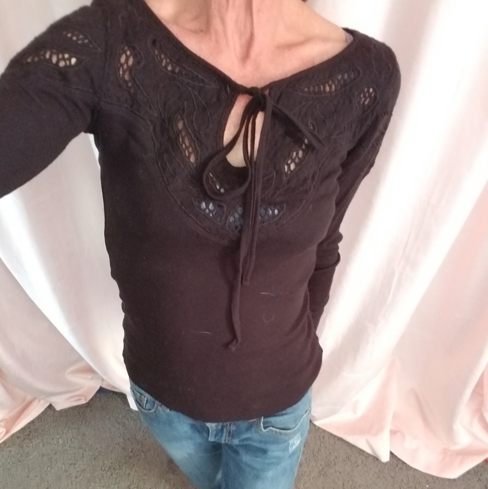 Long sleeved top